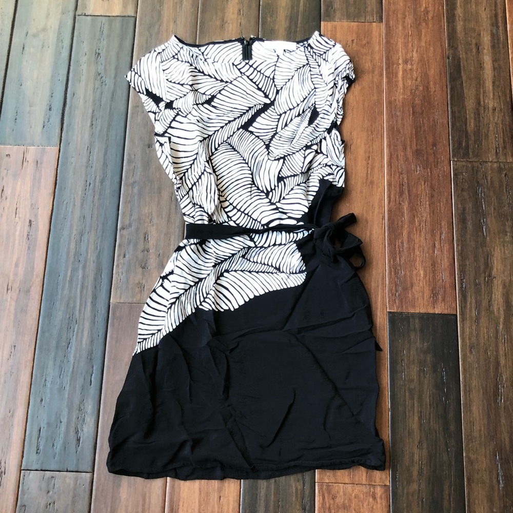 EUC LOFT dress